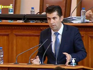 Димитър Ковачевски е от една седмица министър председател на РСМ