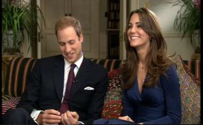 Принц Уилям и Кейт Мидълтън обявяват годежа си