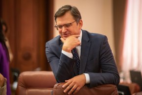 Украинският външен министър в интервю за местната телевизия 1+1