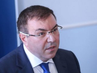 Проф Костадин Ангелов Ботокса съди Стойчо Кацаров за клевета съобщи 24