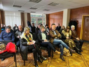 След като досегашният президент Мария Гроздева изрази желание да се оттегли, днес в София се проведе извънредно общо събрание на БСС.