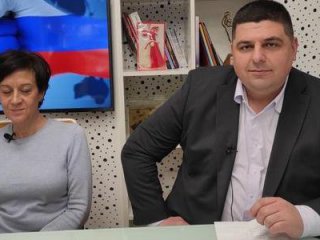 Народните представители от Демократична България Антоанета Цонева и Ивайло Мирчев