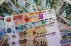 
Анкара и Москва могат да използват "долара, еврото, рублата, златото и юана в търговията", е заявил Ердоган в едночасов телефонен разговор с руския си колега Владимир Путин