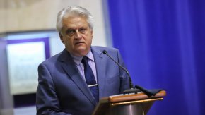 Държавното обвинение отваря чадър над бившите управляващи от ГЕРБ и по-специално върху Бойко Борисов”, обяви в ефира на Nova министърът на вътрешните работи Бойко Рашков