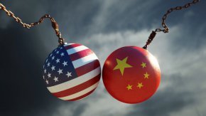 Властите в Китай са готови да предприемат огледални контрамерки срещу САЩ заради новите американски санкции срещу служители на КНР