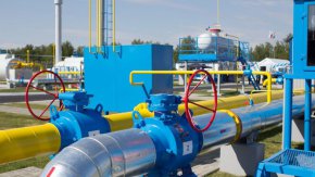 Междувременно австрийската OMV заяви, че ще продължи да плаща за руския газ в евро
