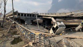 
Разрушения мост в Ирпин