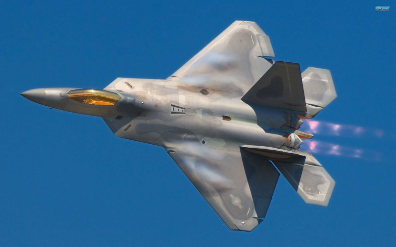 Американската армия планира да извади от употреба 33 самолета F-22