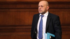 България едва ли ще получи средства по Плана за възстановяване от страна на ЕК преди 2023 г.",  заяви депутатът и зам.-шеф на ГЕРБ Томислав Дончев в НС