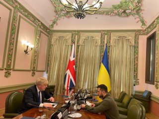 Британският министър председател Борис Джонсън се срещна в събота с украинския