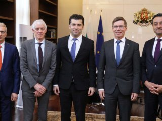     Министър председателят Кирил Петков се срещна с министъра на икономиката