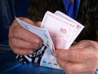 С по 30 50 90лв са ощетени българските пенсионери от ограбващото преизчисление