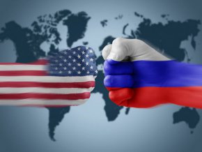 
"Този диалог е официално "замразен" от американската страна", каза той и добави, че действията на Вашингтон по въпроса "са насочени в напълно противоположна посока" от тези на Москва