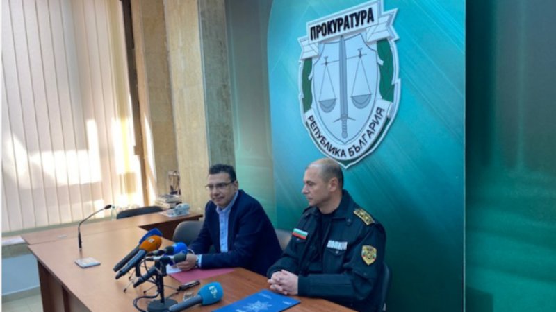 Двама молдовски граждани са задържани, след като са извършили въоръжен