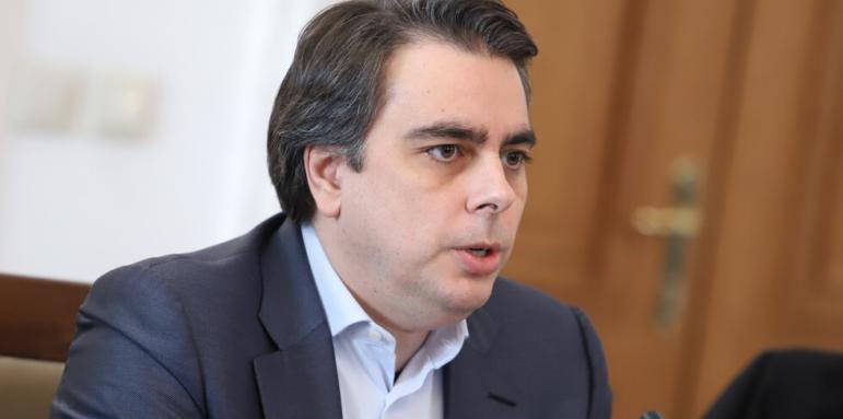 Вицепремиерът Асен Василев предлага драстично завишаване на концесионните такси за