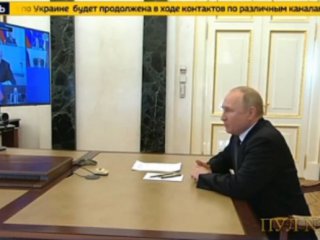 В петък руският президент Владимир Путин обсъди с членовете на