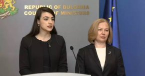 Правосъдният министър Надежда Йорданова каза след заседанието на правителството, че до предложените промени се е стигнало, след като Кьовеши изразила притеснение от конкретен случай, в който европрокурор поискал назначаване на експертиза, но Специализираната прокуратура отказала заради липса на пари