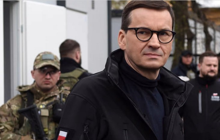 Полският министър-председател Матеуш Моравецки заяви в четвъртък, че Варшава ще