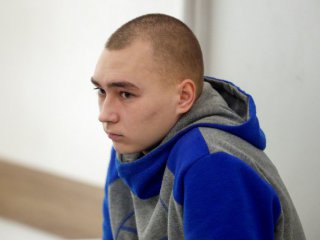 Съдът в Киев признава 21 годишния руски войник Вадим Шишимарин за