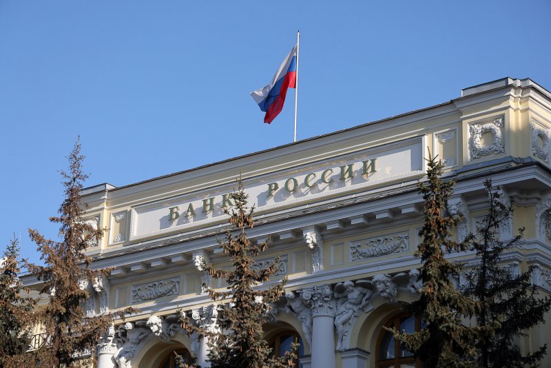 Русия намали лихвените проценти в четвъртък тъй като възстановената рубла