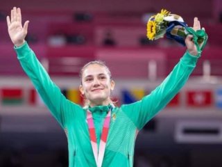 Олимпийската шампионка Ивет Горанова спечели сребърен медал в категория до