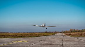Предстои извършването на оглед, както и събиране на данни относно движението на летателното средство по международна линия