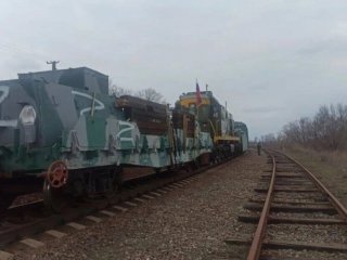 Първите вагони превозващи украинско зърно от окупирания от Русия град