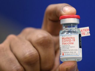 Учени от Агенцията по храните и лекарствата заявиха че ваксината