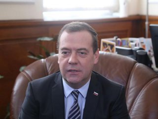 Бившият руски президент и премиер Дмитрий Медведев постави под съмнение
