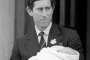 Принц Уилям бебешка снимка