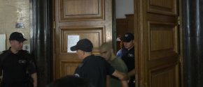 
Васил Михайлов бе арестуван в сряда след множество оплаквания за побоища над различни хора