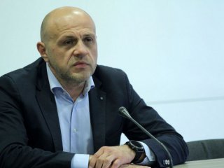 Да има регламент българските институции да реагират ако премиерът не