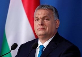 Унгарският премиер каза също, че Украйна никога няма да спечели по този начин войната, "просто защото руската армия има асиметрично надмощие".