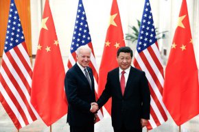 Разговорът беше петият разговор между двамата лидери, откакто Джо Байдън встъпи в длъжност, и отбеляза поредните усилия да се предпазят американско-китайските връзки от влошаване.