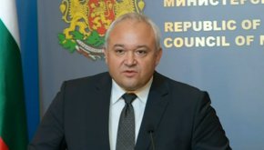 Демерджиев коментира и предстоящите предсрочни парламентарни избори. Той заяви, че подготовката им “върви по план”. 