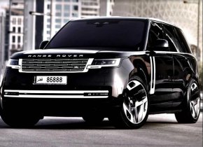 Затъмнена красота с 23″ ковани джанти Kahn, елегантен и луксозен SUV