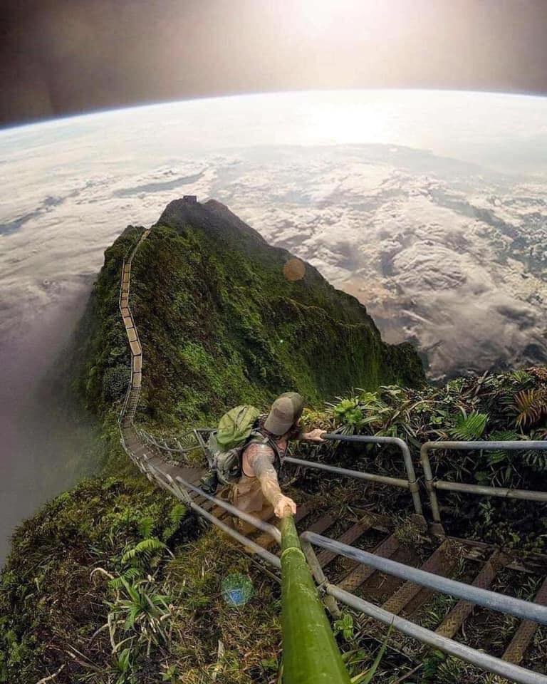 Стълбата към небесата, Хаваи, САЩ: Фото на деня