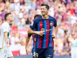 Полският нападател на Барселона Роберт Левандовски който отбеляза два гола