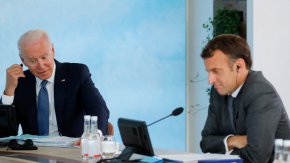 Президентът на САЩ Джо Байдън обсъди на непланирана среща в Ню Йорк с френския си колега Еманюел Макрон международния дневен ред, включително подкрепата за Украйна