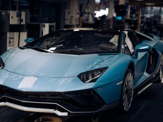 Производството на Lamborghini Aventador приключи миналата седмица отбелязвайки нов крайъгълен