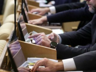 Съветът на федерацията, горната камара на руския парламент, ратифицира договорите