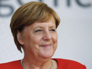 Бившият германски канцлер Ангела Меркел получи престижната награда 