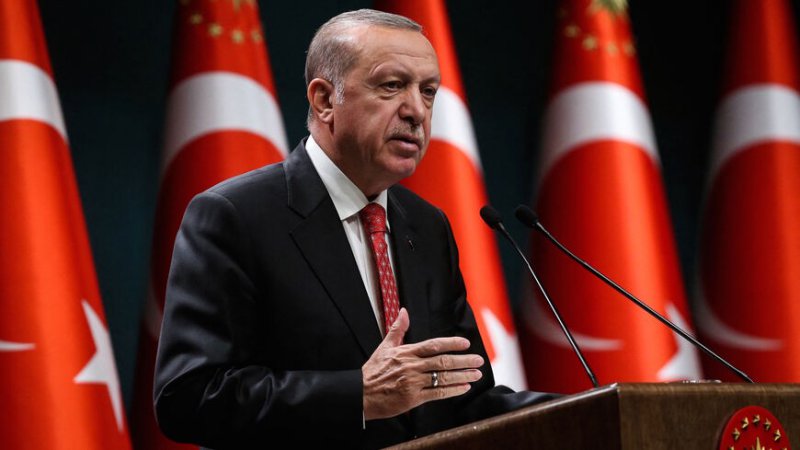 Турският президент Реджеп Тайип Ердоган упрекна гръцкия министър-председател Кириакос Мицотакис