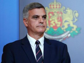 "В диалога може да се роди истината и да се роди възможност за създаване на правителство”, заяви пред БНР лидерът на Български възход Стефан Янев.