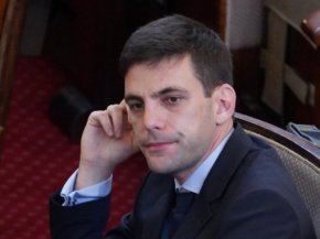 Бившият парламентарен шеф добави още, че от ПП биха подкрепили предоставяне на военна помощ в Украйна, каквото предложение преди дни обявиха, че ще внесат от Демократична България.