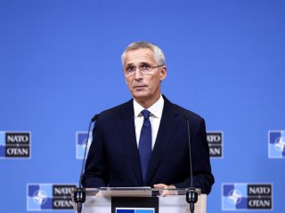 Генералният секретар на НАТО Йенс Столтенберг разкритикува ужасяващите и безразборни