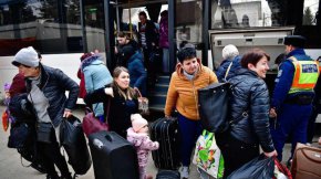 Крайният срок за настаняване на украйнските бежанци е 31 октомври 2022 г., до който разходите се поемат от бюджета на страната и се възстановяват от ЕС