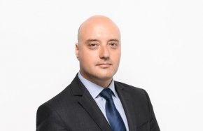 
“Съмняваме се да ни бъде връчен третия мандат”, заяви пред Nova депутатът от Демократична България (ДБ) Атанас Славов. 