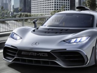 Mercedes-AMG пренася технологията от Формула 1 на пътя.За първи път