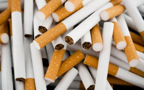 Увеличението е най-голямо при две от категориите - бездимните стикове и при тютюна за пушене.